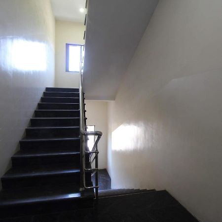 فندق ثينيفي  E S Residency المظهر الخارجي الصورة