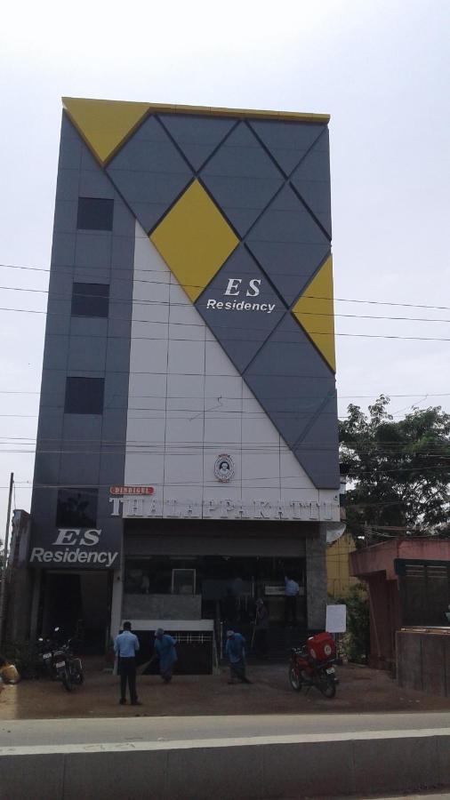 فندق ثينيفي  E S Residency المظهر الخارجي الصورة