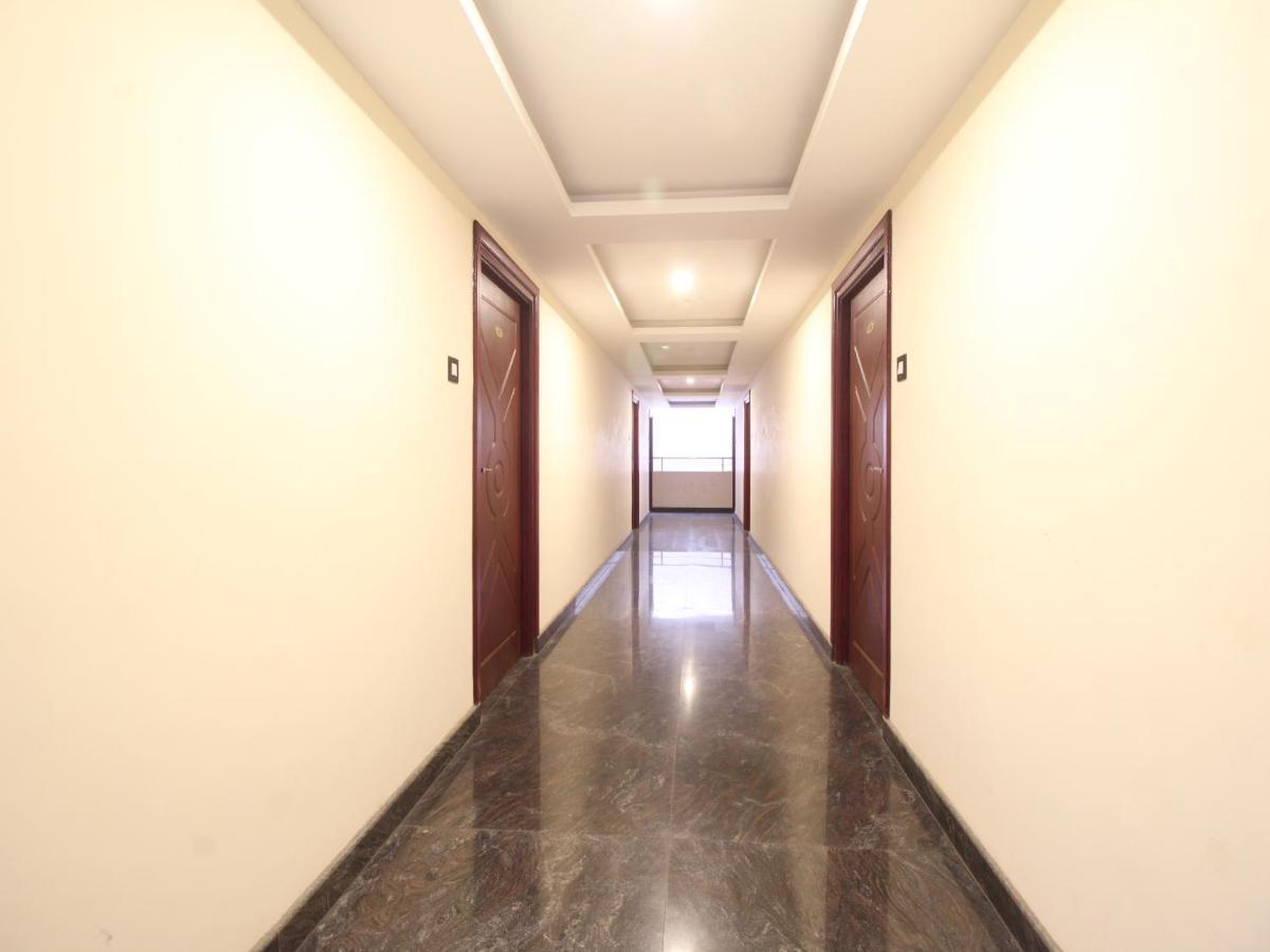 فندق ثينيفي  E S Residency المظهر الخارجي الصورة